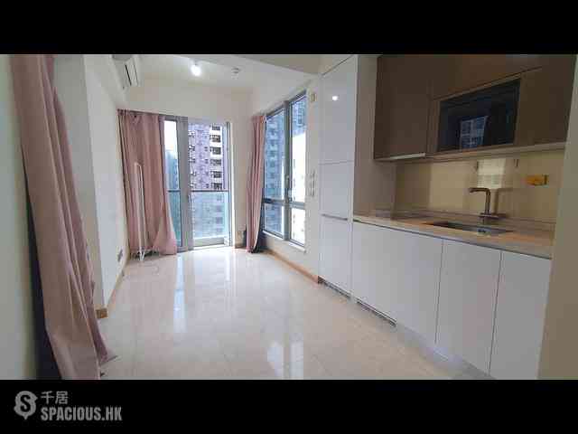 Sai Ying Pun - 63, Pokfulam 01