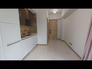 Sai Ying Pun - 63, Pokfulam 10