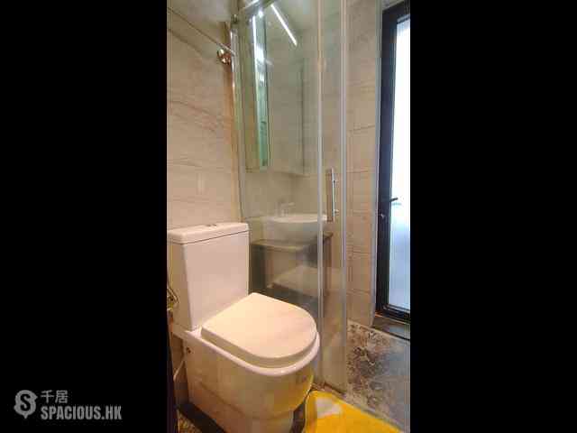 Sheung Wan - AVA128 04