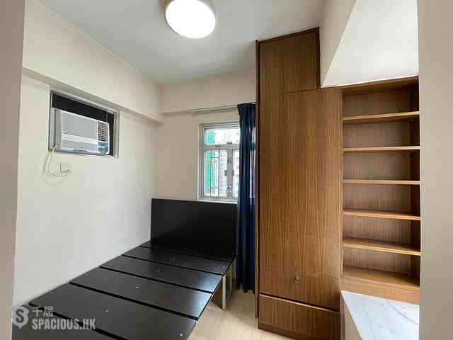 Kennedy Town - Shun Fai Building 04