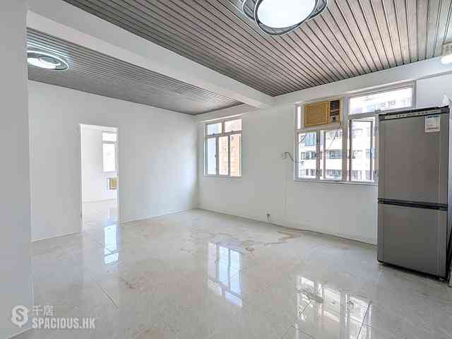 Tai Hang - Gold King Mansion 02