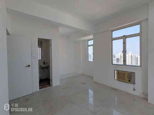 Tai Hang - Gold King Mansion 13