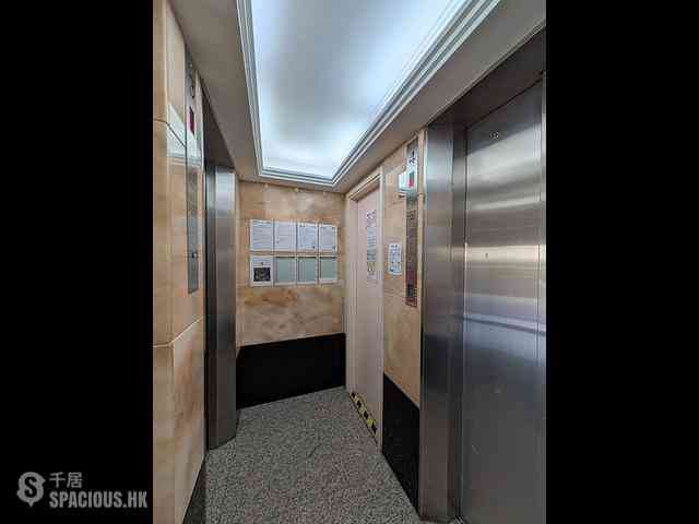 Tai Hang - Gold King Mansion 18