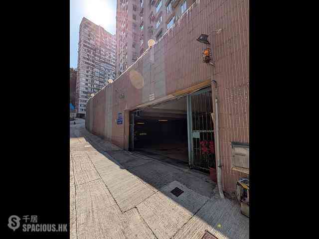 Tai Hang - Gold King Mansion 21