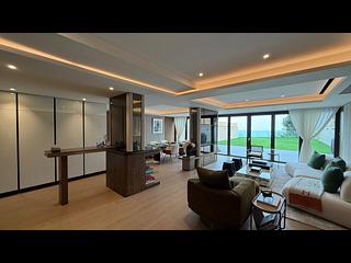 The Peak - Mountain View Block 27, Plantation Road 05