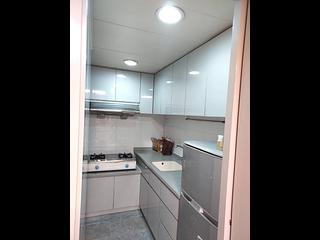 Kennedy Town - Pearl Court 18
