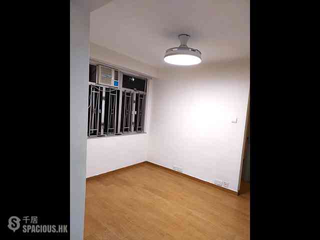 Kennedy Town - Pearl Court 19