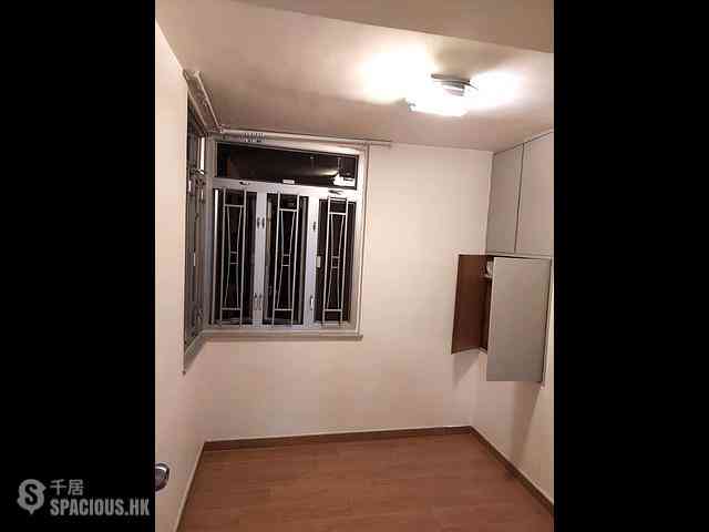 Kennedy Town - Pearl Court 20