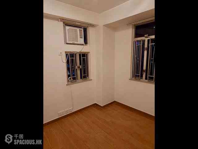 Kennedy Town - Pearl Court 21