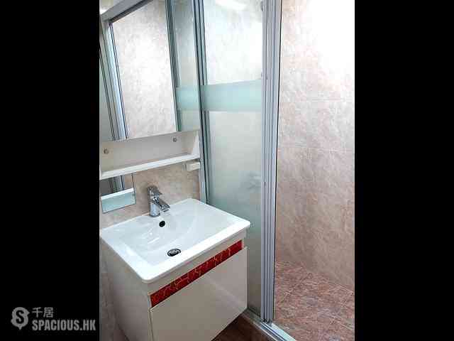 Kennedy Town - Pearl Court 24