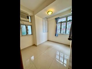 Kennedy Town - Pearl Court 12