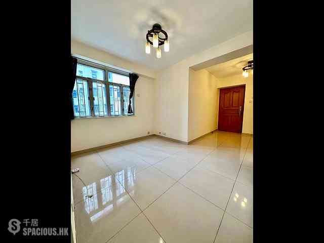 Kennedy Town - Pearl Court 02