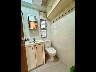 Kennedy Town - Pearl Court 14