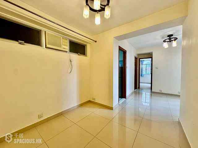 Kennedy Town - Pearl Court 03