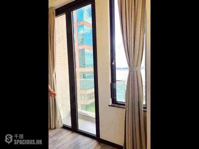 Sheung Wan - AVA128 04