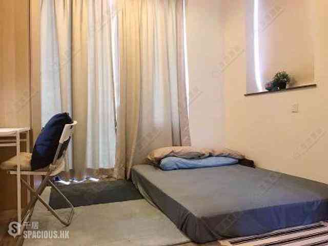 Sheung Wan - AVA128 06