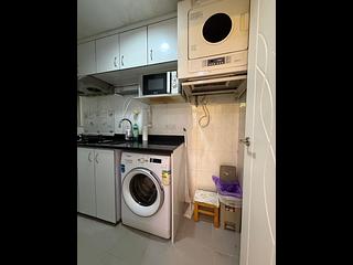 Wan Chai - On On Mansion 15