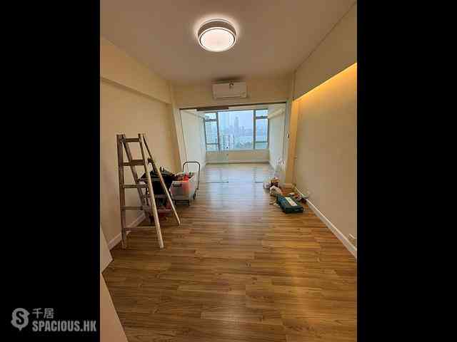 Causeway Bay - Bay View Mansion 06