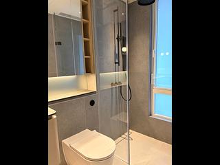 Wan Chai - 33 Kennedy Road 03