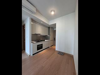 Lohas Park - Lohas Park Phase 12B Park Seasons Block 2A 07