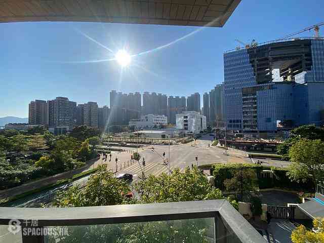Tseung Kwan O - The Wings IIIA 01