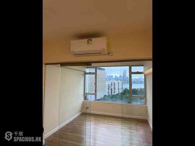 Causeway Bay - Bay View Mansion Block A 06