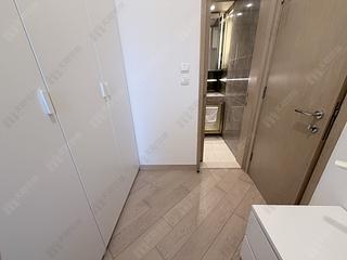 Sai Ying Pun - King's Hill 04