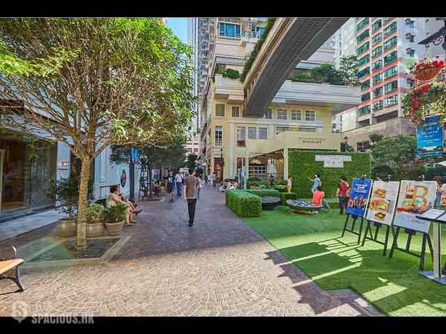 Wan Chai - The Avenue Phase 2 Block 2 09