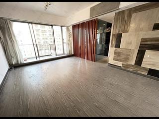Sai Ying Pun - Island Crest Block 1 02