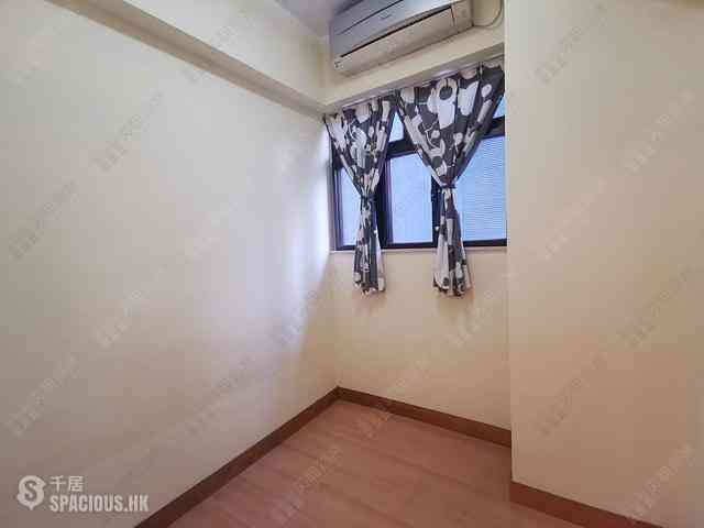 Wan Chai - Ying King Building (Mansion) 04