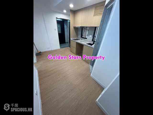 Sai Ying Pun - Tak May House 01