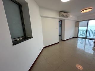 Kennedy Town - The Merton 04