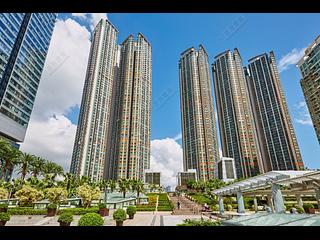 West Kowloon - Sorrento Phase 1 Block 5 09