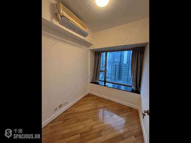 West Kowloon - Sorrento Phase 1 Block 5 03