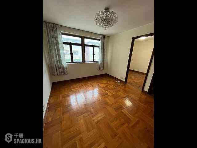 North Point - Bedford Gardens Pak Cheung Court (Block H) 03