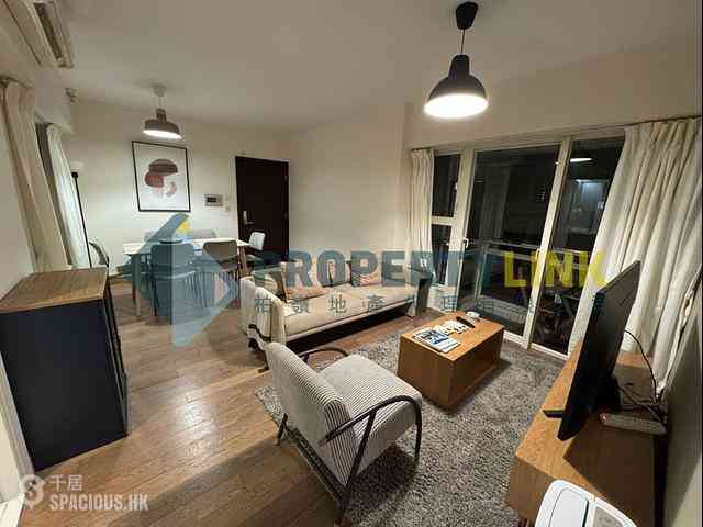 Soho - Centrestage 01