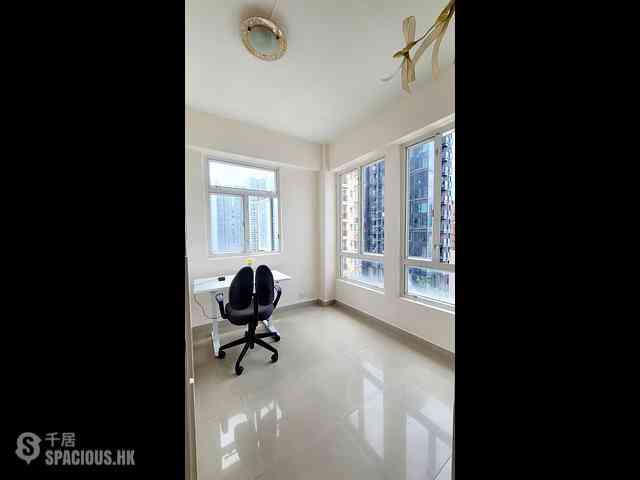 Sai Wan Ho - Lee Ga Building 01