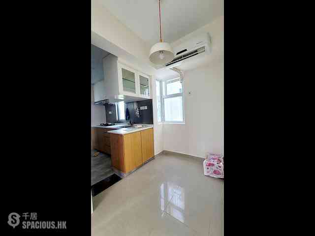 Sai Wan Ho - Lee Ga Building 03