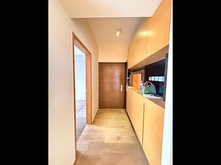 Mid Levels West - Villa Veneto 03