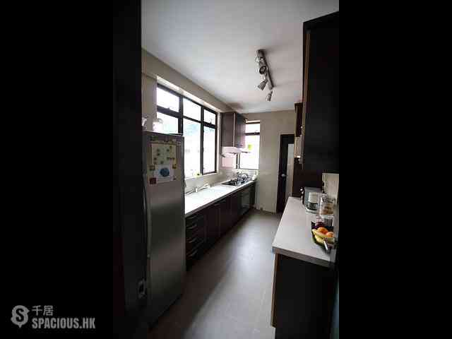 Mid Levels West - Dragonview Court 04