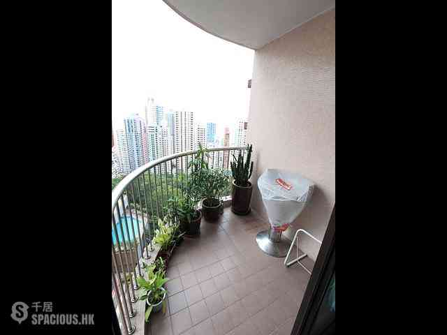 Mid Levels West - Dragonview Court 03