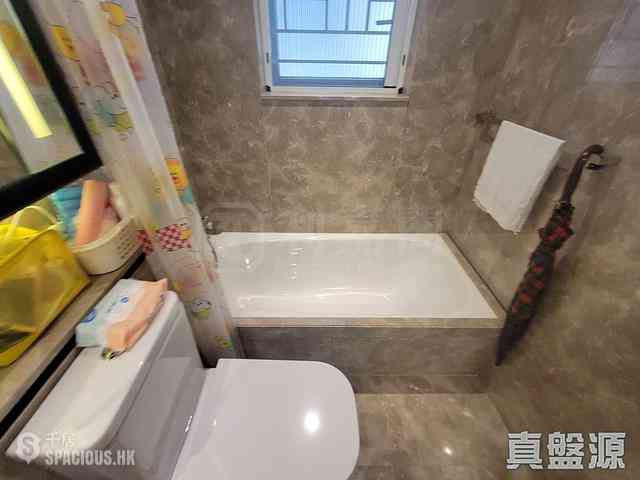 Tseung Kwan O - Savannah Block 1 04