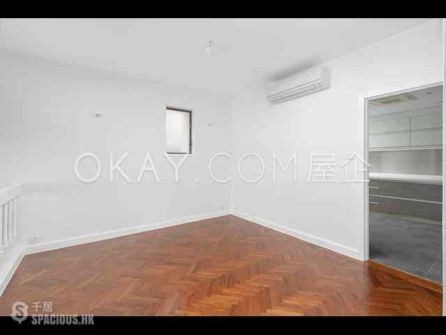 Chung Hom Kok - Coral Villas 04