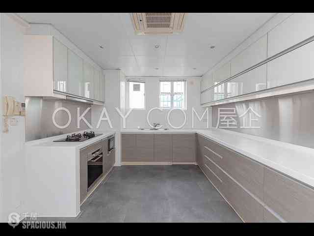 Chung Hom Kok - Coral Villas 06