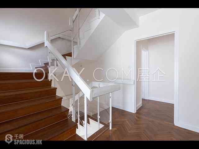 Chung Hom Kok - Coral Villas 16