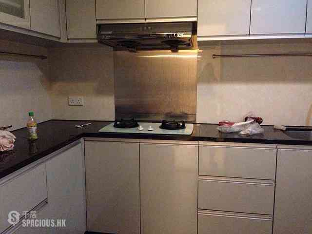 Fortress Hill - Harbour Heights Block 3 (Nam Fung Court) 11