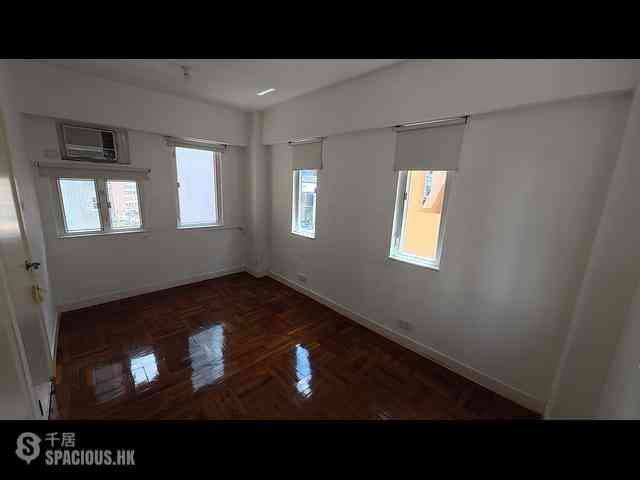 Causeway Bay - Hon Man Mansion 01