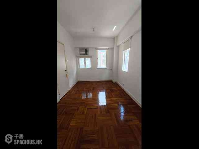 Causeway Bay - Hon Man Mansion 05