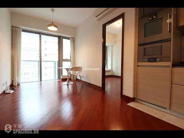 Wan Chai - The Avenue Phase 1 01