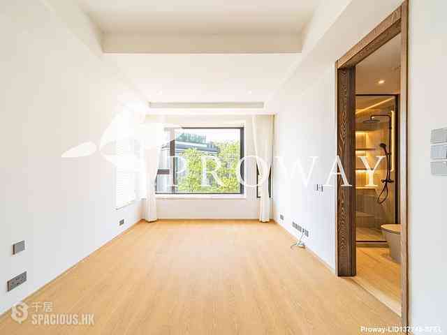The Peak - Mountain View 09